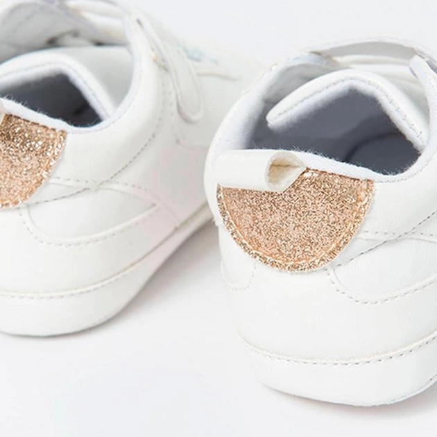 Buciki niechodki niemowlęce dla dziewczynki sneakersy Cool Club NBW1S22-CG182 19 Białe (5903977216823) - obraz 4