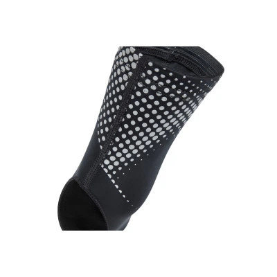 Фиксатор голеностопа Reebok Ankle Support чорний RRSU-13126 XL (885652012997) - Фото 4 Фиксатор голеностопа Reebok Ankle Support чорний RRSU-13126 XL (885652012997) - изображение 4