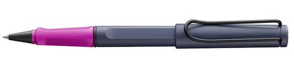 Ролерна ручка Lamy Safari Pink Cliff розово-сутінкова синя 1,0 мм - Фото 2 Ролерна ручка Lamy Safari Pink Cliff розово-сутінкова синя 1,0 мм - зображення 2