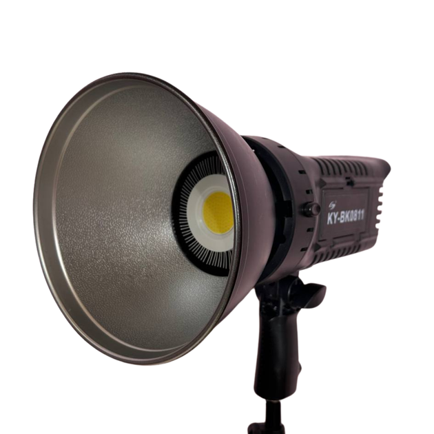 Постоянный студийный свет Profi-light KY-BK 0811 LED 150 Вт с пультом, 5600K, регулировка яркости, со штативом (0DB7C046E898) - Фото 2 Постоянный студийный свет Profi-light KY-BK 0811 LED 150 Вт с пультом, 5600K, регулировка яркости, со штативом (0DB7C046E898) - изображение 2
