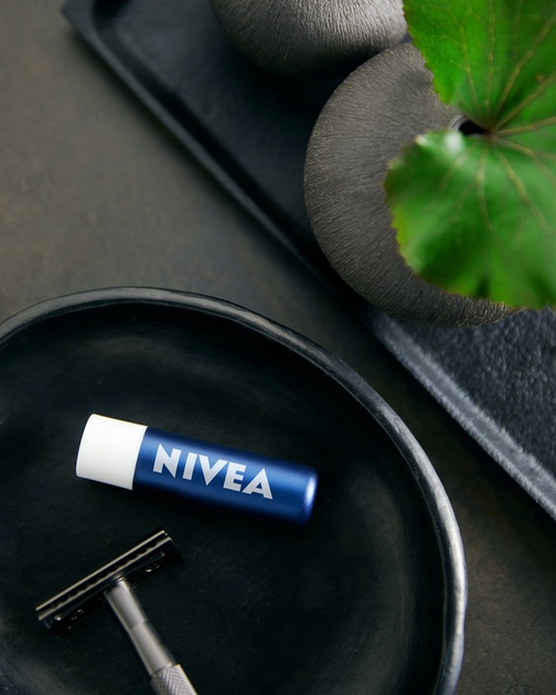 Pomadka ochronna Nivea Men Active 4.8 g (9005800363028) - obraz 3