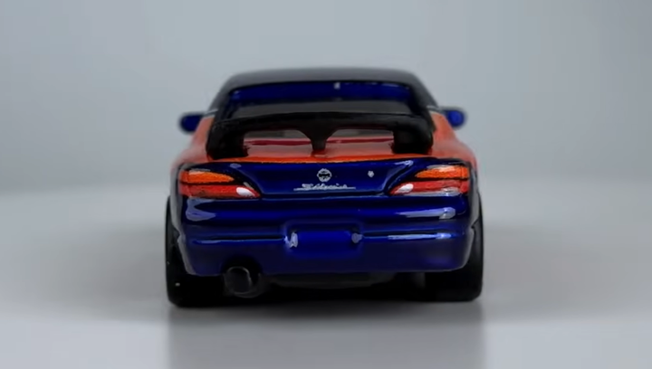 Машинка Premium Hot Wheels Nissan Silvia (S15) Fast & Furious 1:64