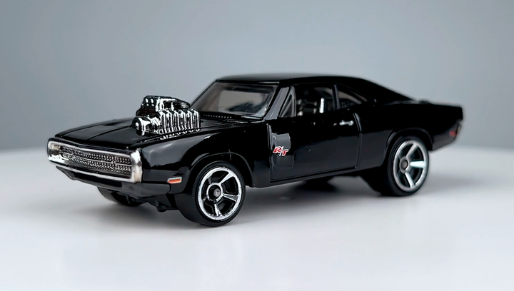 Тематична Машинка Hot Wheels '70 Dodge Charger R/T Fast & Furious