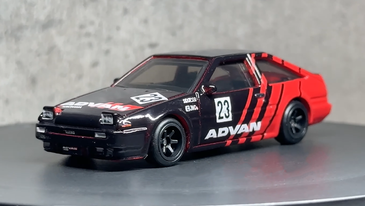 Машинка Premium Hot Wheels Toyota AE86 Sprinter Trueno ADVAN