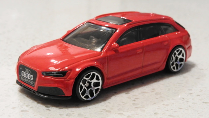 Машинка Базова Hot Wheels '17 Audi RS 6 Avant Factory Fresh 1:64 FJW00 Red - зображення 3