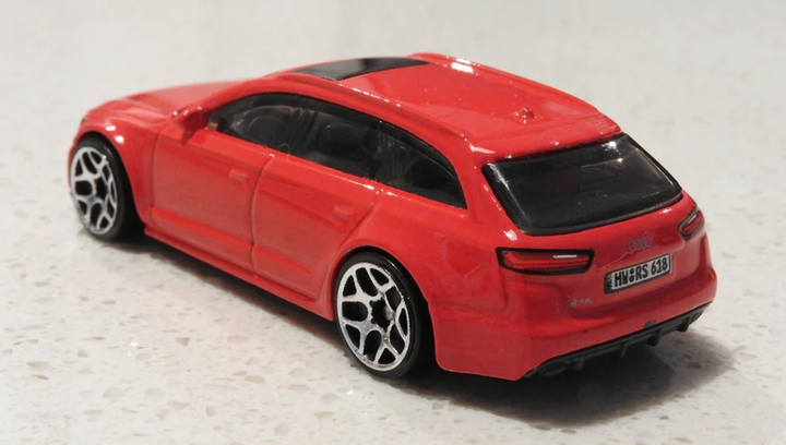 Машинка Базова Hot Wheels '17 Audi RS 6 Avant Factory Fresh 1:64 FJW00 Red - зображення 4