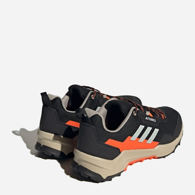 Чоловічі кросівки для туризму adidas Terrex Ax4 IF4867 50.5 Чорний/Помаранчевий (4066757000959) - зображення 4