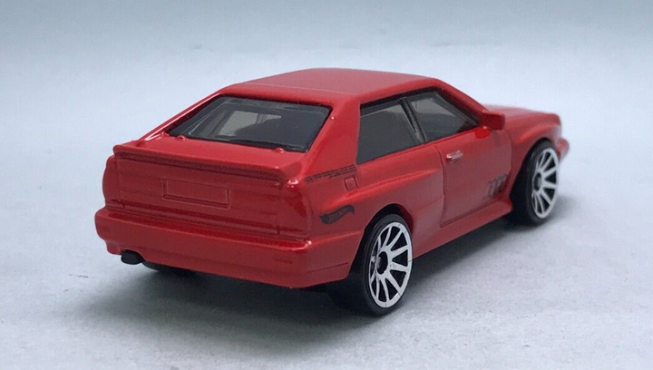 Машинка Базова Hot Wheels '87 Audi quattro Turbo 1:64 HRY55 Red - зображення 3