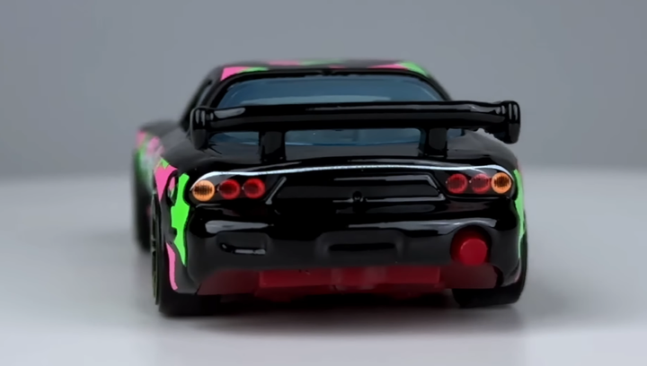 Тематична Машинка Hot Wheels '95 Mazda RX-7 Drift Neon Speeders 1