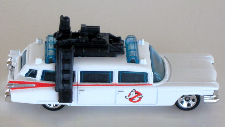 Машинка Базовая Hot Wheels Cadillac Ghostbusters Ecto-1 New Models