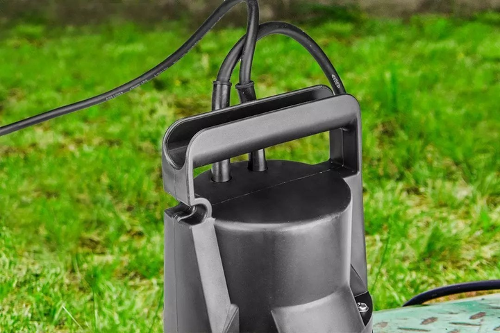 Pompa zanurzeniowa Verto do wody brudnej 900 W (52G449) - obraz 4