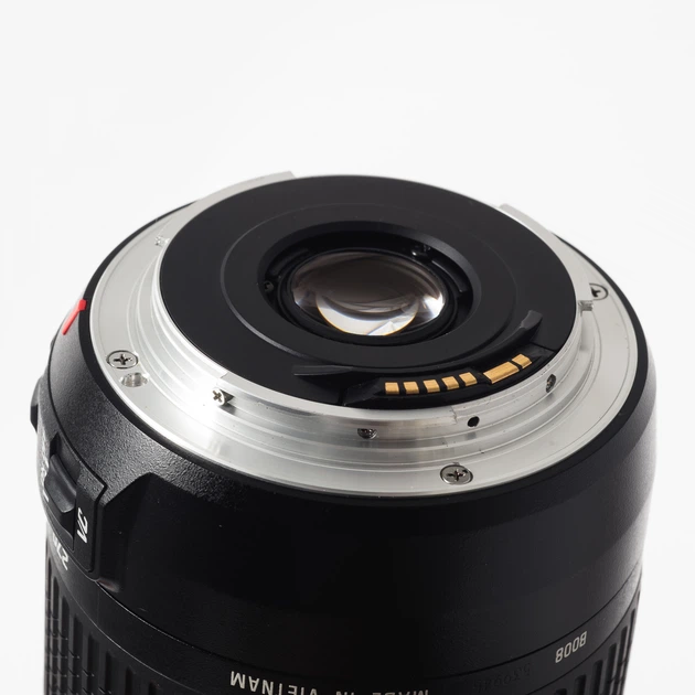 Об'єктив Tamron 18-270mm F/3.5-6.3 VC PZD Di II B008 для Canon