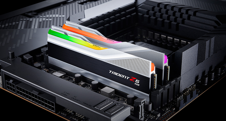 Оперативна пам'ять G.Skill DDR5-5600 32768MB PC5-44800 (Kit of 2x16384) Trident Z5 RGB (F5-5600J3636C16GX2-TZ5RS) - зображення 5