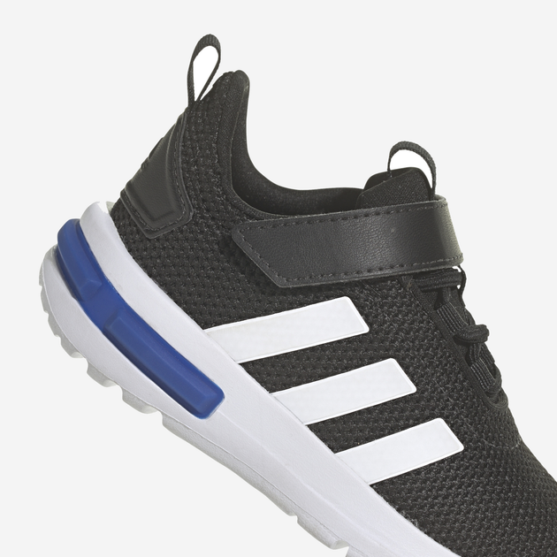 Buty sportowe chłopięce na rzepy adidas Racer Tr 23 El I ID0336 26 Czarne (4066762540822) - obraz 9