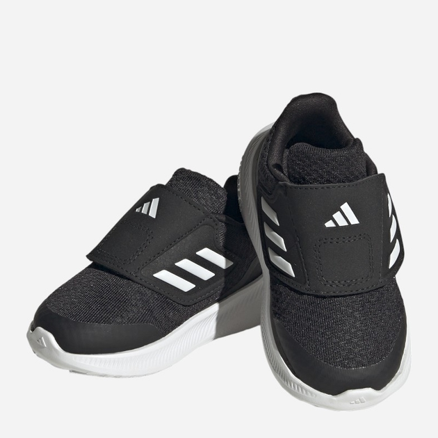 Buty sportowe chłopięce na rzepy adidas Runfalcon 3.0 Ac I HP5863 23.5 Czarne (4066749856311) - obraz 2