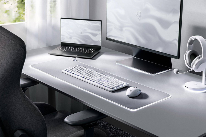 Клавіатура бездротова Razer Deathstalker V2 Pro Purple Switch US layout White (RZ03-04363500-R3M1) - зображення 4