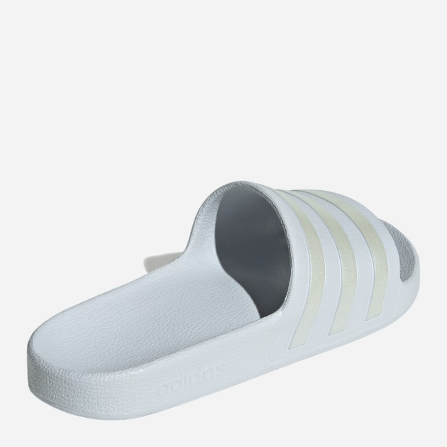 Жіночі шльопанці для пляжу adidas Adilette Aqua IF0894 42 Сірі з золотистим (4066765076199) - зображення 4