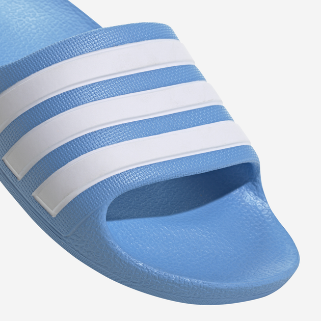 Klapki młodzieżowe dla chłopca adidas Adilette Aqua K ID2621 37 Niebieskie (4066759571501) - obraz 7