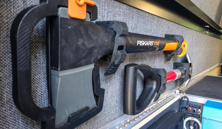 Набор креплений Quick Fist 90010 для фиксации инструмента лопат MOLLE панелей - Фото 9 Набор креплений Quick Fist 90010 для фиксации инструмента лопат MOLLE панелей - изображение 9