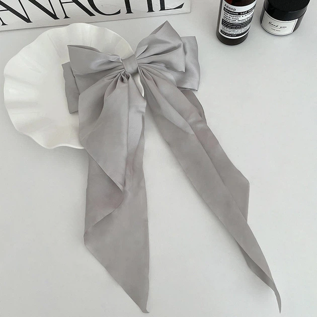 Бант для волосся на заколці шпилька Honey Fashion Accessories сірий (12-62) - Фото 1 Бант для волосся на заколці шпилька Honey Fashion Accessories сірий (12-62) - зображення 1