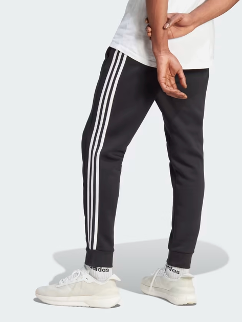 Спортивні штани чоловічі утеплені adidas Fleece 3-Stripes TapeЧервоні Cuff Pants IB4030 M-Short Чорні (4066762309986) - зображення 2