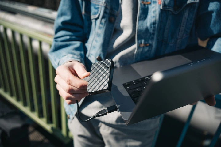 SSD диск Verbatim Store ‘n’ Go Mini 1TB USB 3.2 Gen 1 Black - зображення 9