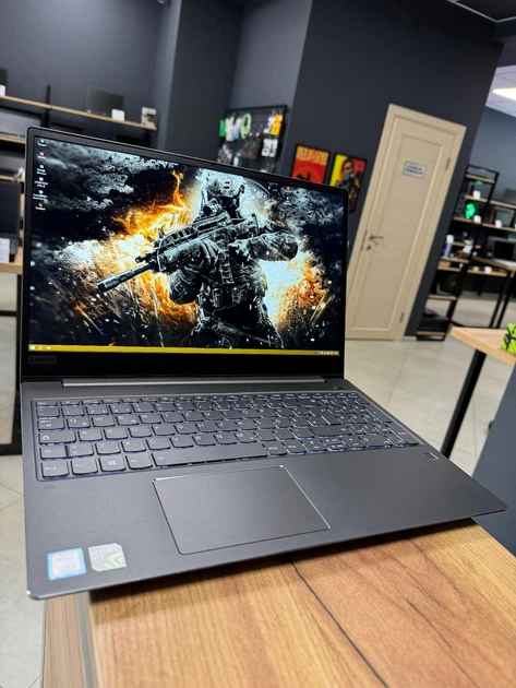 Ігровий ноутбук Lenovo IdeaPad 720S-15IKB/ 15.6" FullHD, IPS/ Intel Core i7 7700HQ/ NVIDIA GeForce GTX 1050 Ti (на 4 GB, GDDR5) with Max-Q/ RAM 16 GB DDR4/ 512 GB NVME/ Windows 10 Home/ Клавіатура з підсвіткою Б\В - зображення 3