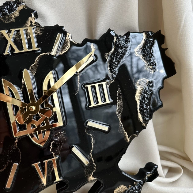 Годинник настінний з епоксидної смоли "Карта України" 50х34 см (046-50) - Фото 3 Годинник настінний з епоксидної смоли "Карта України" 50х34 см (046-50) - зображення 3