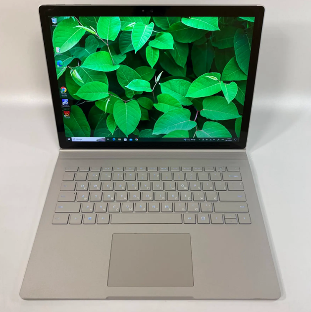 Ультрабук Б-клас Microsoft Surface Book 2 / 13.5" (3000х2000) IPS Touch / Intel Core i5-8350U (4 (8) ядра по 1.7 - 3.6 GHz) / 8 GB DDR3 / 256 GB SSD / Intel HD Graphics 620 / WebCam / Одна АКБ б/в - зображення 2