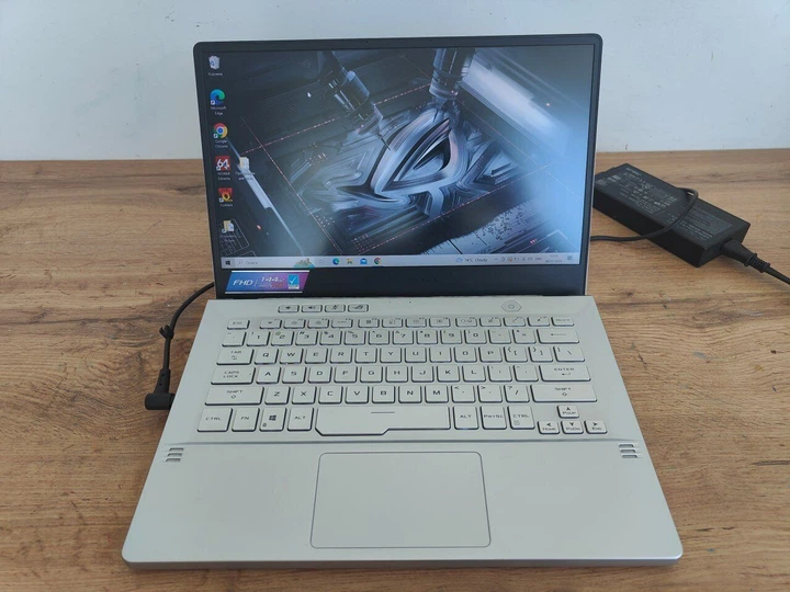 Ігровий ноутбук Asus ga401q / 14" (1920x1080) IPS / AMD Ryzen 9 5900HS (8 (16) ядер по 3.0 - 4.6 GHz) / 16 GB DDR4 / 1000 GB SSD / nVidia GeForce RTX 3060, 6 GB GDDR6, 192-bit / WebCam / Windows 10 Home б/в - Фото 3 Ігровий ноутбук Asus ga401q / 14" (1920x1080) IPS / AMD Ryzen 9 5900HS (8 (16) ядер по 3.0 - 4.6 GHz) / 16 GB DDR4 / 1000 GB SSD / nVidia GeForce RTX 3060, 6 GB GDDR6, 192-bit / WebCam / Windows 10 Home б/в - зображення 3