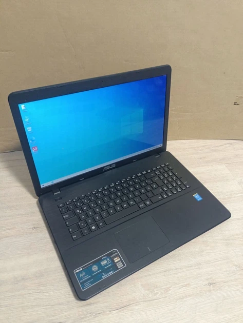 Ноутбук Asus F751L / 17.3" (1600x900) TN / Intel Core i3-5005U (2 (4) ядра по 2.0 GHz) / 8 GB DDR3 / 128 GB SSD / Intel HD Graphics 5500 / WebCam / VGA б/в - Фото 5 Ноутбук Asus F751L / 17.3" (1600x900) TN / Intel Core i3-5005U (2 (4) ядра по 2.0 GHz) / 8 GB DDR3 / 128 GB SSD / Intel HD Graphics 5500 / WebCam / VGA б/в - зображення 5
