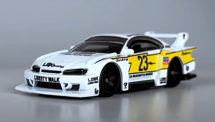 Машинка Premium Hot Wheels LB Super Silhouette Nissan Silvia (S15