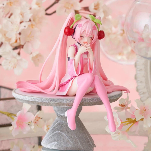 Коллекционная аниме-фигурка Furyu Sakura Miku 2023 noodle stopper