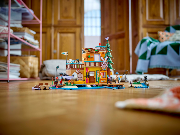 Конструктор LEGO Friends Водные виды спорта в кемпинге 628 деталей (42626) - изображение 11