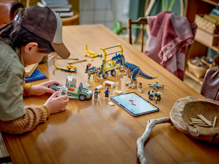 Конструктор LEGO Jurassic World Dinomise: транспортна вантажівка алозавра 588 деталей (76966) - зображення 10