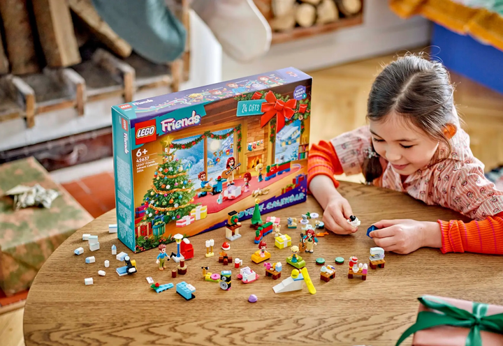 Набір LEGO Friends Адвент-календар 272 деталі (42637) - зображення 8