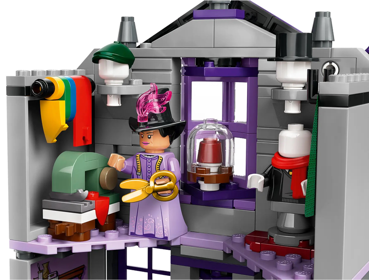 Конструктор LEGO Harry Potter Крамниці Олівандера і Мадам Малкін 744 деталей (76439) - зображення 5