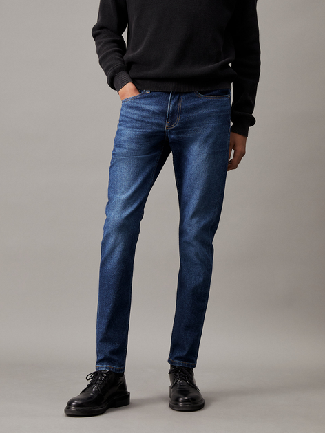Джинси Slim Fit чоловічі Calvin Klein Jeans J30J324849-1BJ 32/30 Темно-сині (8720109360196) - зображення 1