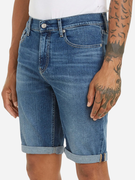 Krótkie spodenki męskie jeansowe Calvin Klein Jeans J30J324874-1A4 32 Niebieskie (8720109460896) - obraz 1
