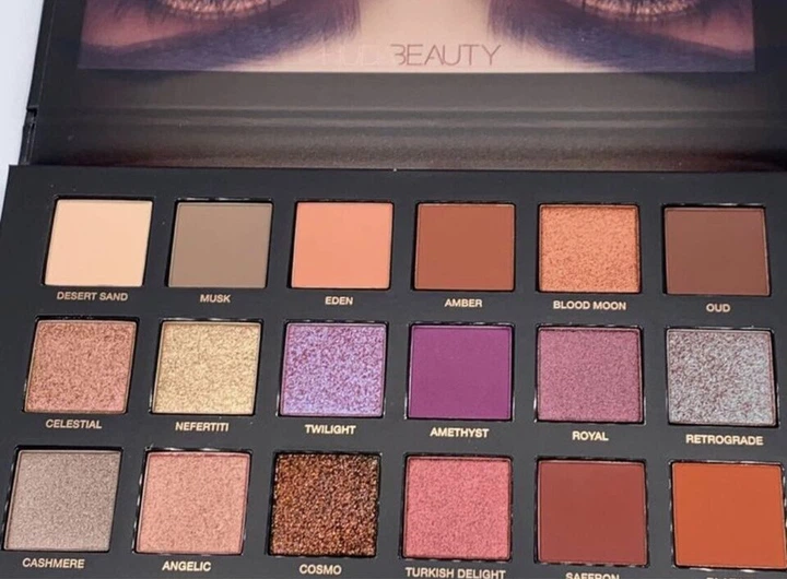 Палетка теней для век Huda Beauty Desert Dusk Eyeshadow Palette (18 цветов) - изображение 7