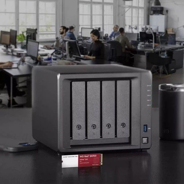 SSD накопичувач WD Red SN700 4 TB (WDS400T1R0C) - зображення 5