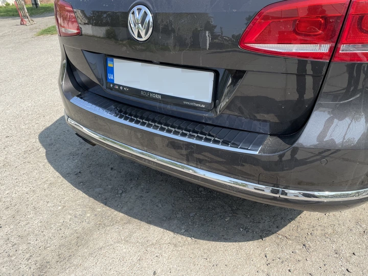 Накладка на задний бампер Volkswagen Passat B7 2012-2015 с загибом Хром нержавейка - изображение 2