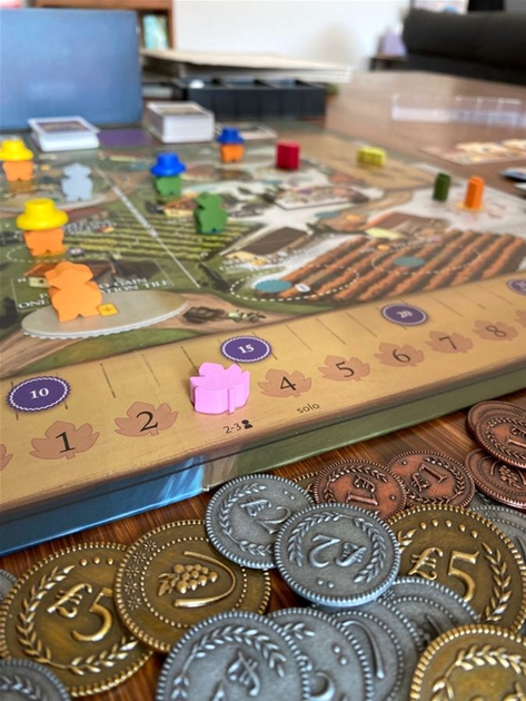 Dodatek do gry planszowej Ghenos Games Viticulture Essential: World (8033609532087) - obraz 4