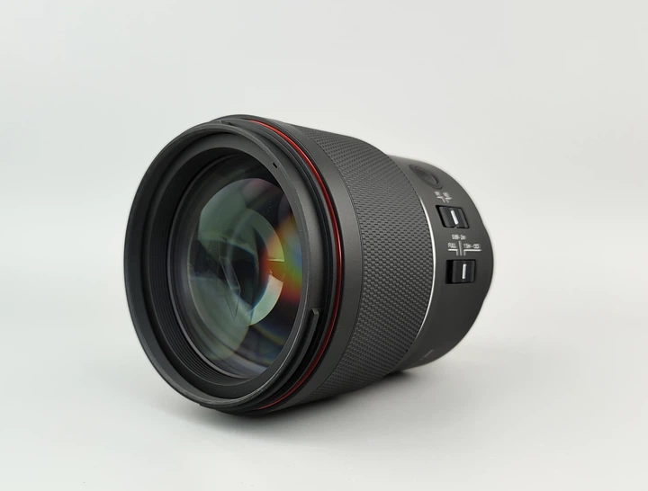 Об'єктив Samyang AF 135 mm F1.8 для Sony FE Factory Recertified g2 - зображення 16