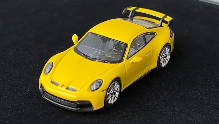 Машинка Premium MINI GT Porsche Porsche 911 (992) GT3 1:64 Yellow
