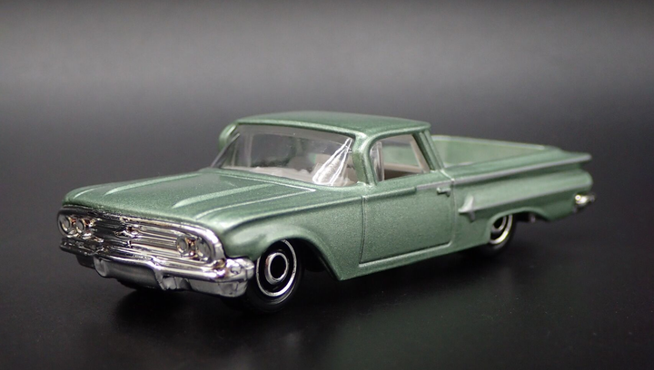 Машинка Велике Місто Matchbox 1960 Chevy El Camino Highway 1:64 HLC72 Green - зображення 3
