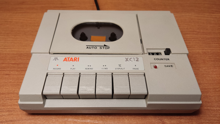 Магнитофон Проводной Atari 800 XL XC12 Program Recorder Grey 0.5m + Коробка Б/У - Фото 3 Магнитофон Проводной Atari 800 XL XC12 Program Recorder Grey 0.5m + Коробка Б/У - изображение 3