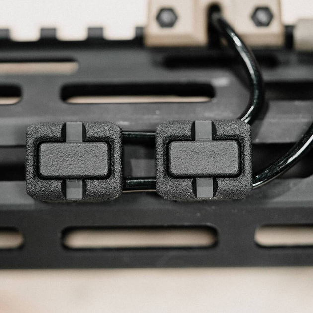 Накладки на цівку для прокладки кабелю Magpul Wire Control Kit M-LOK - MAG1296-BLK - зображення 2