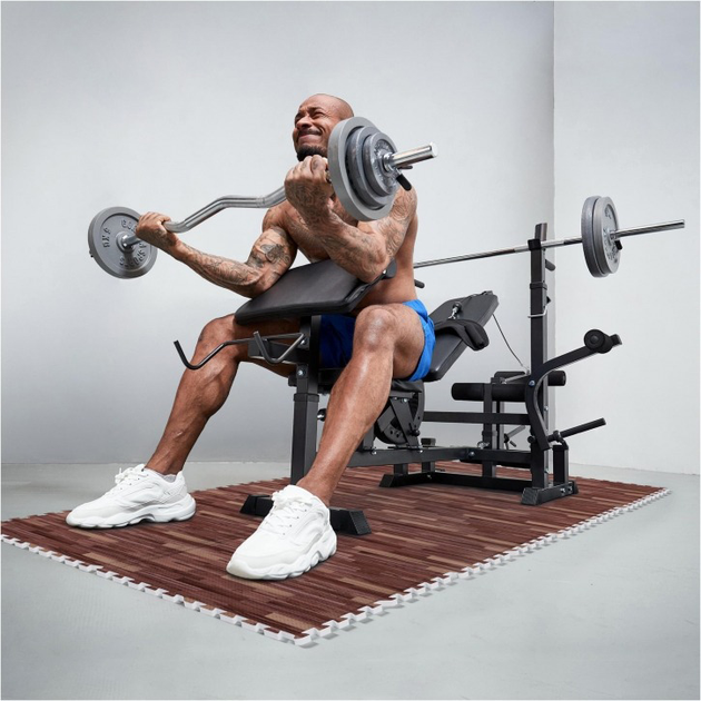 Набір захисних килимків Gorilla Sports під обладнання 60 x 60 x 1.2 см 8 штук темне дерево з малюнком (4250663101385) - зображення 7
