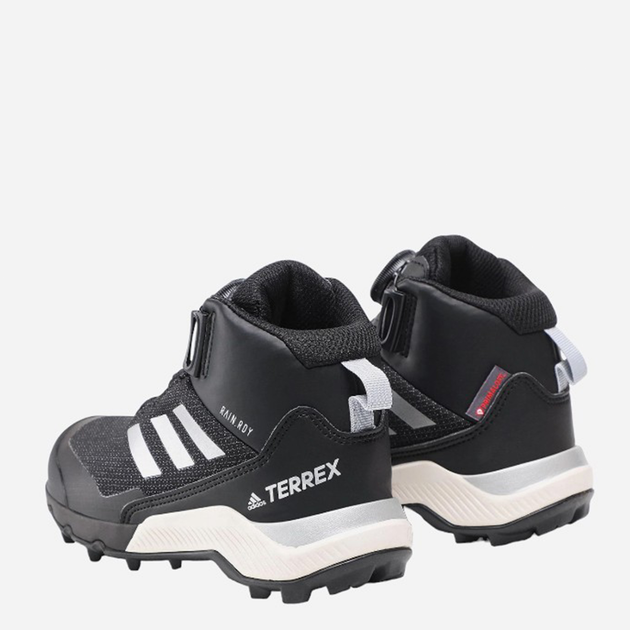 Дитячі зимові черевики для хлопчика adidas Terrex Winter Mid Boa Rain.Rdy Hiking IF7493 28 Чорні (4062058786226) - зображення 4